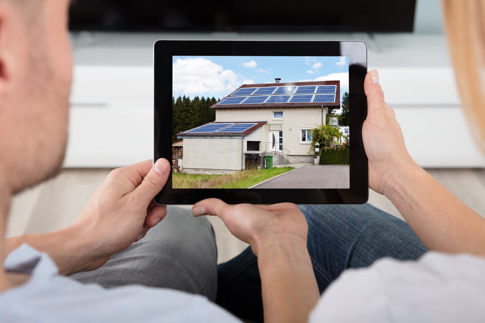 How to Buy Solar Panels for Your Home: A First-Time Buyer's Guide